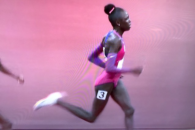 Athin Mu, 19, Wins 800 m  in Tokyo Olympics