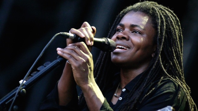 Tracy Chapman: Talking Bout A Revolution